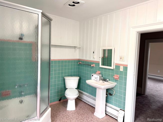 Full bathroom | Image 28