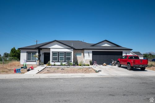 365 N 800 E, Beaver, UT, 84713 | Card Image