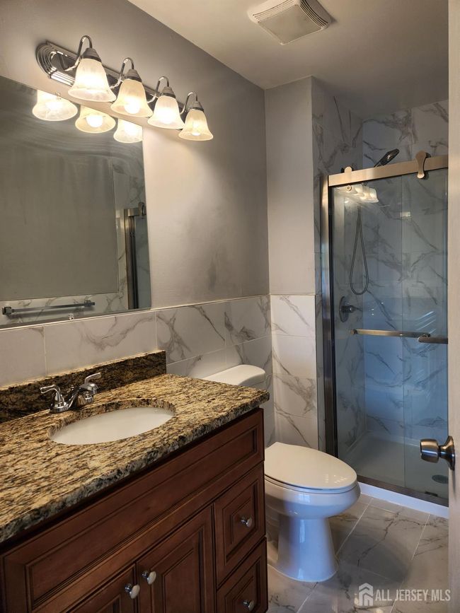 102 Canterbury Ct, Townhouse with 2 bedrooms, 2 bathrooms and null parking in Piscataway NJ | Image 14
