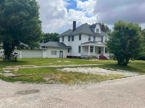 102 W Hackett St, Carlisle, IN, 47838 | Card Image