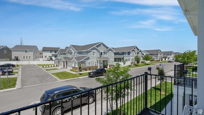 Balcony with a residential view | Image 13