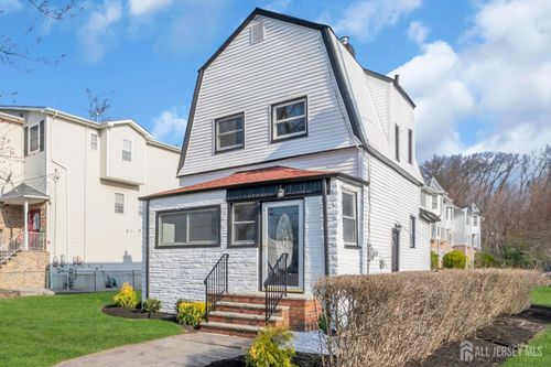 101 Morrisey Ave, Avenel, NJ, 07001-2102 | Card Image