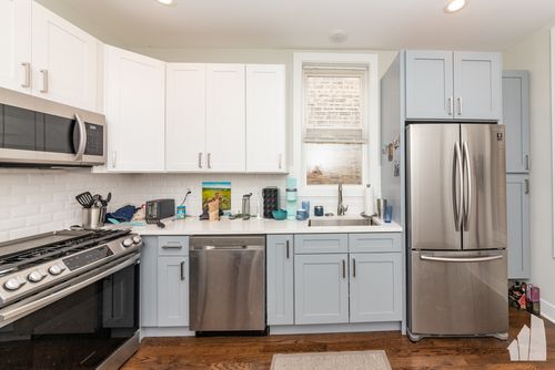 3-2145 Webster Ave, Chicago, IL, 60647-0200 | Card Image