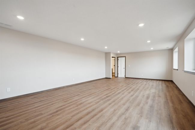 2826 Autumn Woods Dr, House other with 5 bedrooms, 3 bathrooms and null parking in Cedar Falls IA | Image 27