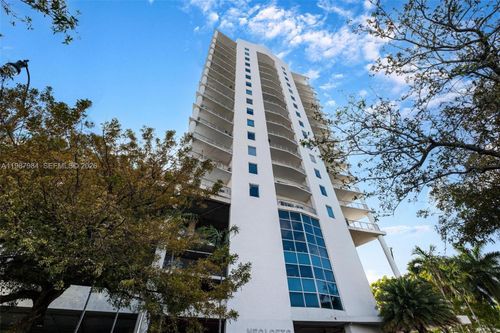 apt-609-10 Sw South River Dr, Miami, FL, 33130-1413 | Card Image