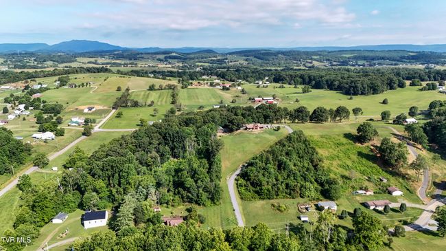 133 Hartmantown Rd, House other with 3 bedrooms, 2 bathrooms and null parking in Jonesborough TN | Image 77