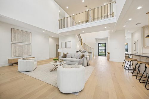 7115 Raton St, Houston, TX, 77055-3734 | Card Image