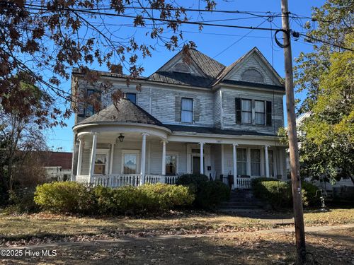 816 Saint Andrew St, Tarboro, NC, 27886-3838 | Card Image