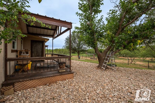 715 E Main St, House other with 3 bedrooms, 2 bathrooms and 2 parking in Bronte TX | Image 25