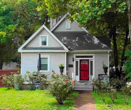 1051 S Rembert St, Memphis, TN, 38104-5626 | Card Image