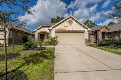 Great stone and brick elevation! | Image 1