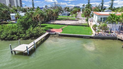 15601 Redington Dr, REDINGTON BEACH, FL, 33708-1739 | Card Image