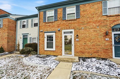 33 County Seat, Batavia, OH, 45103-2396 | Card Image