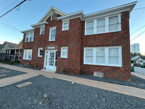 apt-8-2021 Kane St, Houston, TX, 77007-7647 | Card Image