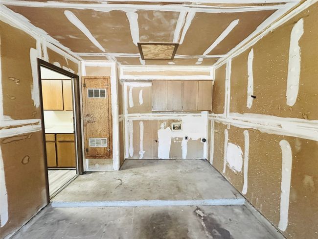 View of storage area | Image 14