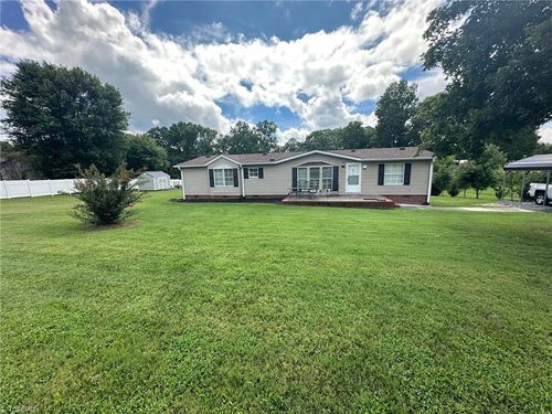 5173 Us Highway 601 N, Mocksville, NC, 27028-6285 | Card Image