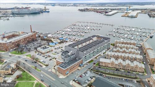 516-2702 Lighthouse Pt E, Baltimore, MD, 21224-5059 | Card Image