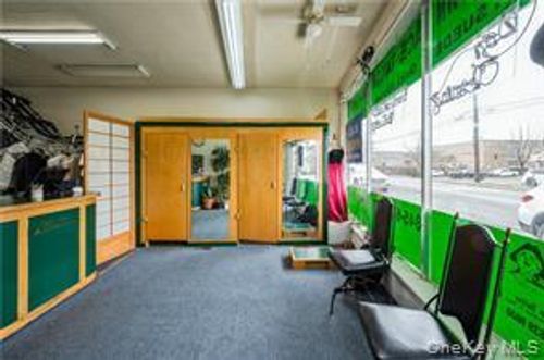 96 Maple Ave, New City, NY, 10956-5019 | Card Image