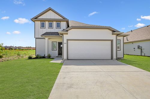 9221 Union Pacific Dr, Crowley, TX, 76036-2228 | Card Image