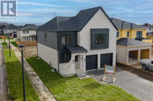 1382 Shields Pl, London, ON, N6G0Z8 | Card Image