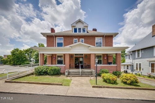 522 Alabama St, Bristol, TN, 37620-2307 | Card Image