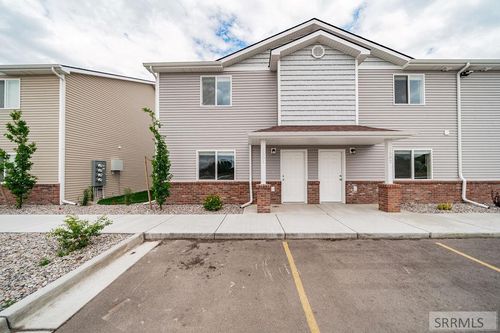 1501-2015 1501 Lawrence Ln, Blackfoot, ID, 83221-1050 | Card Image