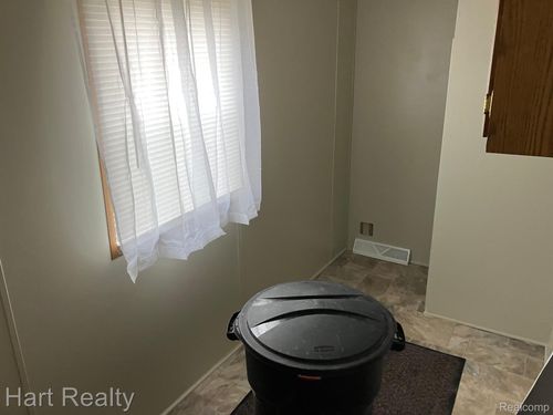 4539 Williams Dr, Silverwood, MI, 48760-9767 | Card Image