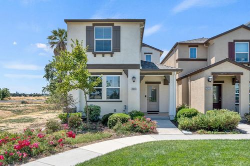 4055 Prosser St, West Sacramento, CA, 95691-6458 | Card Image
