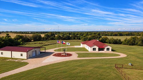 1220 Hinchliffe Rd, Mexia, TX, 76667-3807 | Card Image