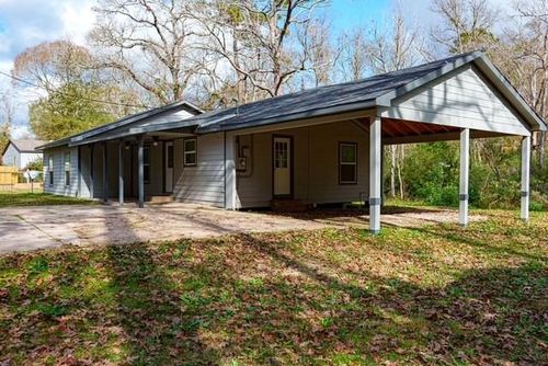 151 White Oak Dr, Shepherd, TX, 77371-9336 | Card Image