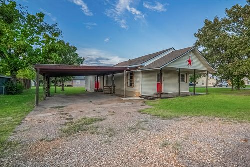 306 N Front St E, Savoy, TX, 75479-2019 | Card Image