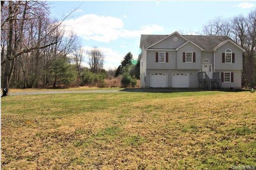 1123 Briggs Hwy, Ellenville, NY, 12428-5504 | Card Image