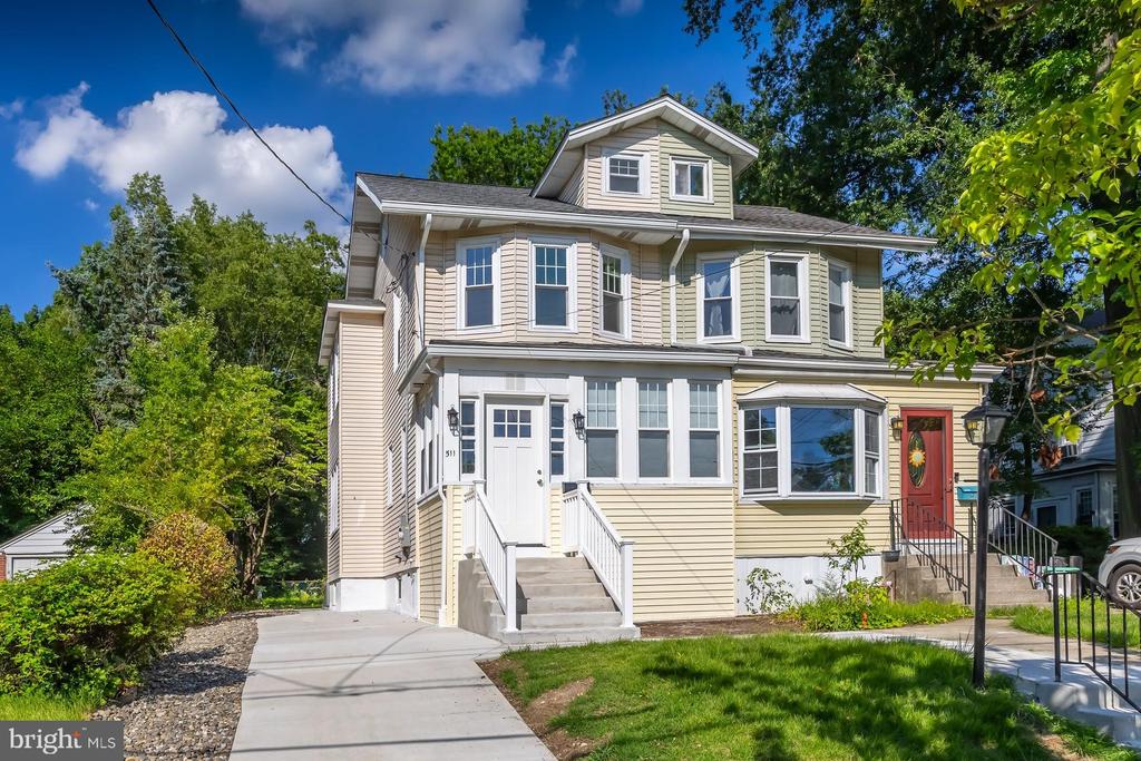 Residential Lease in COLLINGSWOOD 3