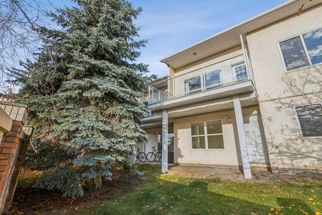 364 Prominence Hts Sw, Townhouse with 3 bedrooms, 3 bathrooms and 4 parking in Calgary AB | Image 38