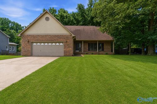 202 Rosecliff Dr, Harvest, AL, 35749-9791 | Card Image