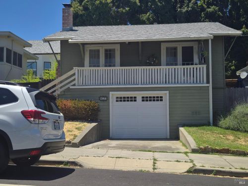 807 El Dorado, Vallejo, CA, 94590-6211 | Card Image