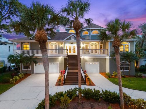 2081 N Pointe Alexis Dr, TARPON SPRINGS, FL, 34689-2064 | Card Image
