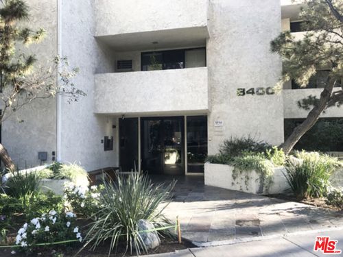 104-8400 De Longpre Ave, West Hollywood, CA, 90069-2620 | Card Image