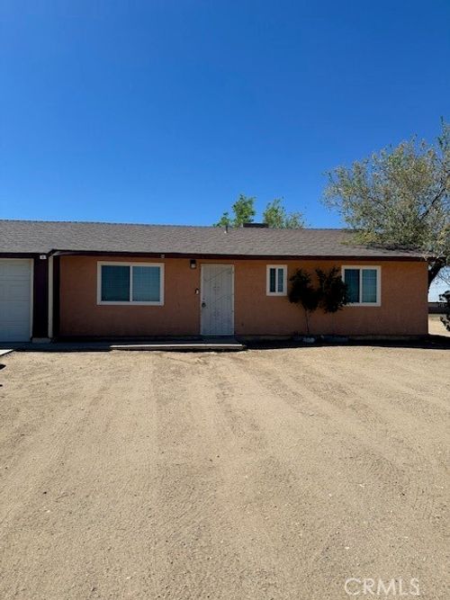 b-13830 San Martin Road, Victorville, CA, 92392 | Card Image