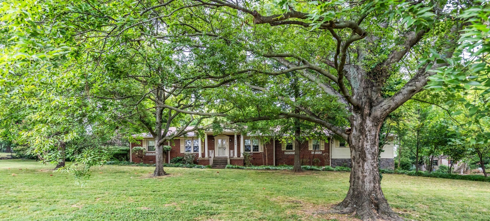 Brindley Dr, Nashville, TN 37220