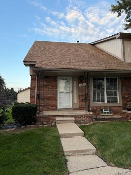 35350 Tall Oaks Drive, Sterling Heights, MI, 48312 | Card Image