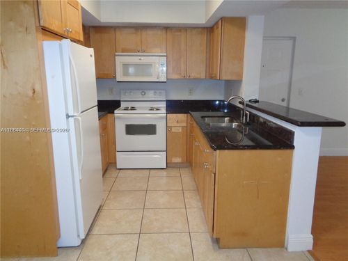 apt-704-5560 Nw 61st St, Coconut Creek, FL, 33073-2524 | Card Image