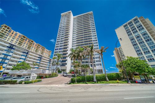 1002-3140 S Ocean Dr, Hallandale Beach, FL, 33009 | Card Image