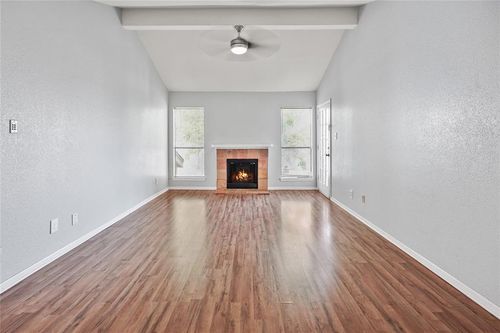 apt-324-10211 Sugar Branch Dr, Houston, TX, 77036-8332 | Card Image