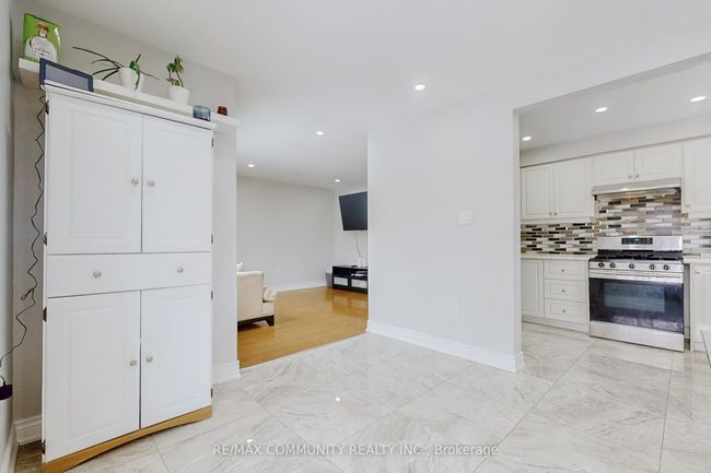 65 Creditstone Rd, House other with 5 bedrooms, 4 bathrooms and 5 parking in Brampton ON | Image 9