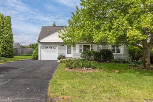 317 Vanida Drive, Camillus, NY, 13031 | Card Image