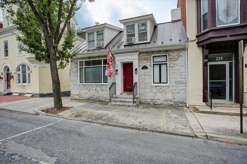 241 S Potomac St, HAGERSTOWN, MD, 21740-6004 | Card Image