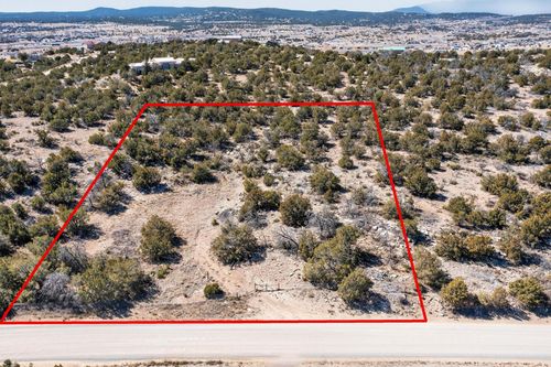 51 Thunder Mountain Rd, Edgewood, NM, 87015-9555 | Card Image
