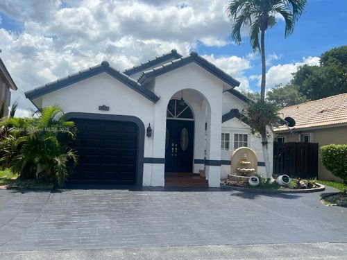 5221 Sw 154th Pl, Miami, FL, 33185-4409 | Card Image