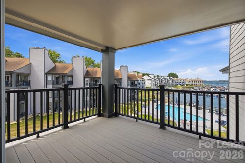 18865 Vineyard Point Ln, Cornelius, NC, 28031-7995 | Card Image